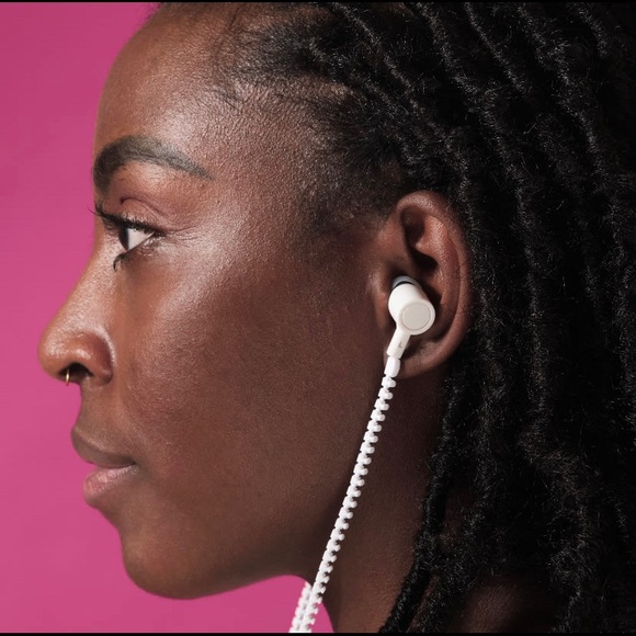 Sparkbudz: 2-in-1 zipper earphones - Picture 4 of 5